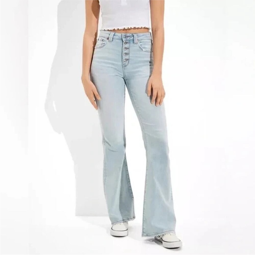 American Eagle Super Hi Rise Flare Jeans Light Wash Button Fly Size 00 NWT